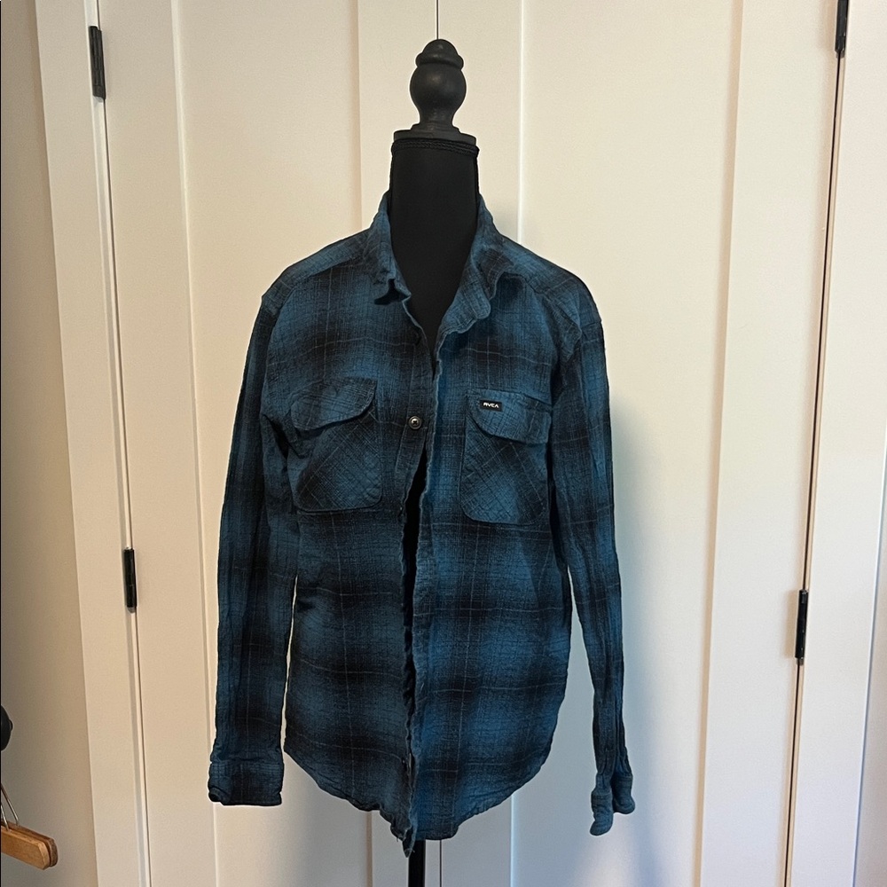 RVCA Men's LARGE Teal and Black Plaid Shirt